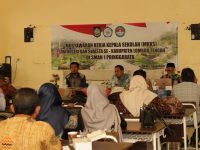 Musyawarah Kerja Kepala Sekolah (MKKS) SMA Lombok Tengah di SMAN 1 Pringgarata